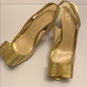 Kate Spade Carly gold bow sandals slingback 6